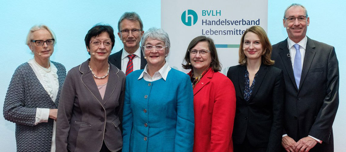 V.l.n.r.: Marion von Haaren, Elvira Drobinski-Weiß, Friedhelm Dornseifer, Katharina Landgraf, Karin Binder, Nicole Maisch, Franz-Martin Rausch